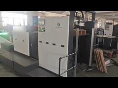 Yapışkan etiketler için 5500PCS/H kitap noktası UV kaplama makinesi