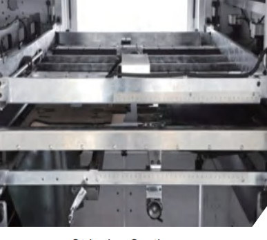 Sıyırma ile 1650 X 1200mm Otomatik Oluklu Kutu Kalıp Kesme Makinesi