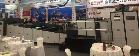 44 Kw 1060mm Format Spot UV Lak Makinesi Yüksek Hızlı Anilox ile