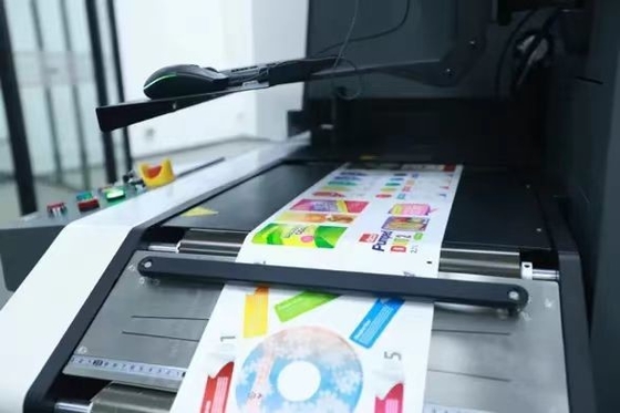 4-6 Renkli UV Mürekkep Atış Dijital Etiket Yazıcısı