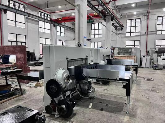 Ofset baskı A1 Kağıt yaprak kesme makinesi
