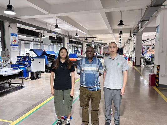 Saatte 45 Tabak ve 256 Kanallı Lazer Otomatik Yükleme Sistemli Otomatik A1 Online Gazete Termal CTP Makinesi