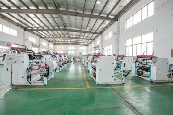 PLC Otomatik Termal Kağıt Dilme Sarma Makinesi 110m / dak