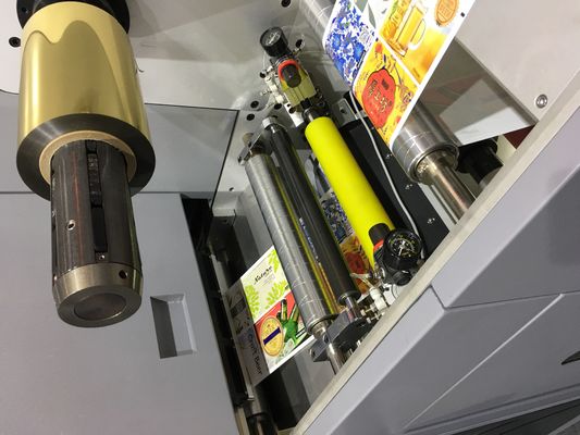 Eşsiz görsel efektler için EcooGraphix DigiSpark Dijital Etiket Baskı Makinesi