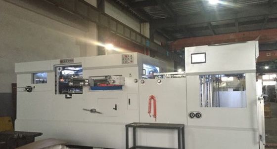 1080BQ Kart süslemesi için atık çıkarma ile otomatik ölçekli kesme makinesi