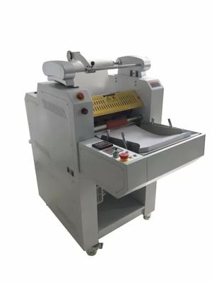 Küçük Matbaa Ofisi El İlanları Posterleri için Tek Taraflı Kağıt Rulo Laminasyon Makinesi