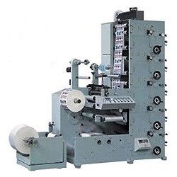 Kalıp Kesme İstasyonlu 310mm Baskı Genişliği UV Flekso Etiket Yazıcısı