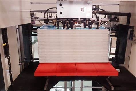 Otomatik UV ta Laklama Makinesi 9000Sheets/H 730x1060mm