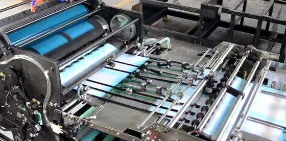 EcooGraphicx Yüksek Hızlı UV Laklama Makinesi