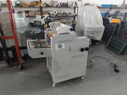 Ofis kızılötesi ısıtma flüt laminatör makinesi 5m/dakikada